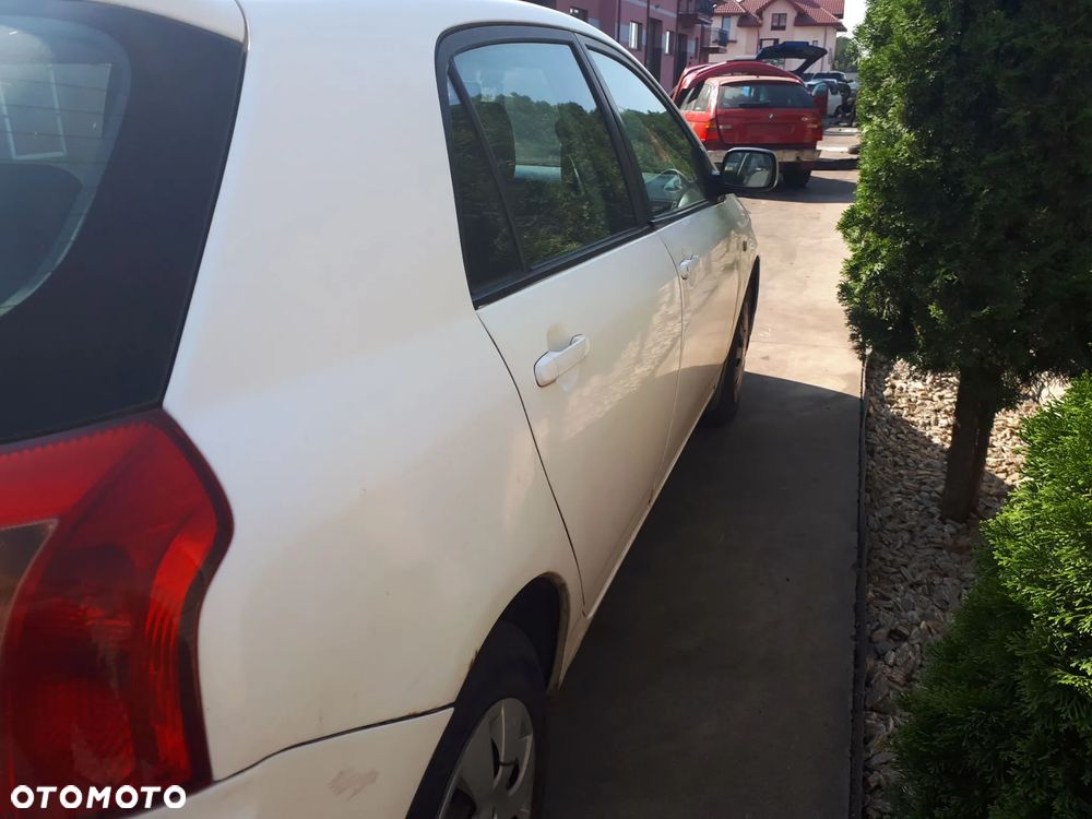 TOYOTA COROLLA E12 01-04 MASKA PRZÓD PRZEDNIA POKRYWA SILNIKA 040 - 18