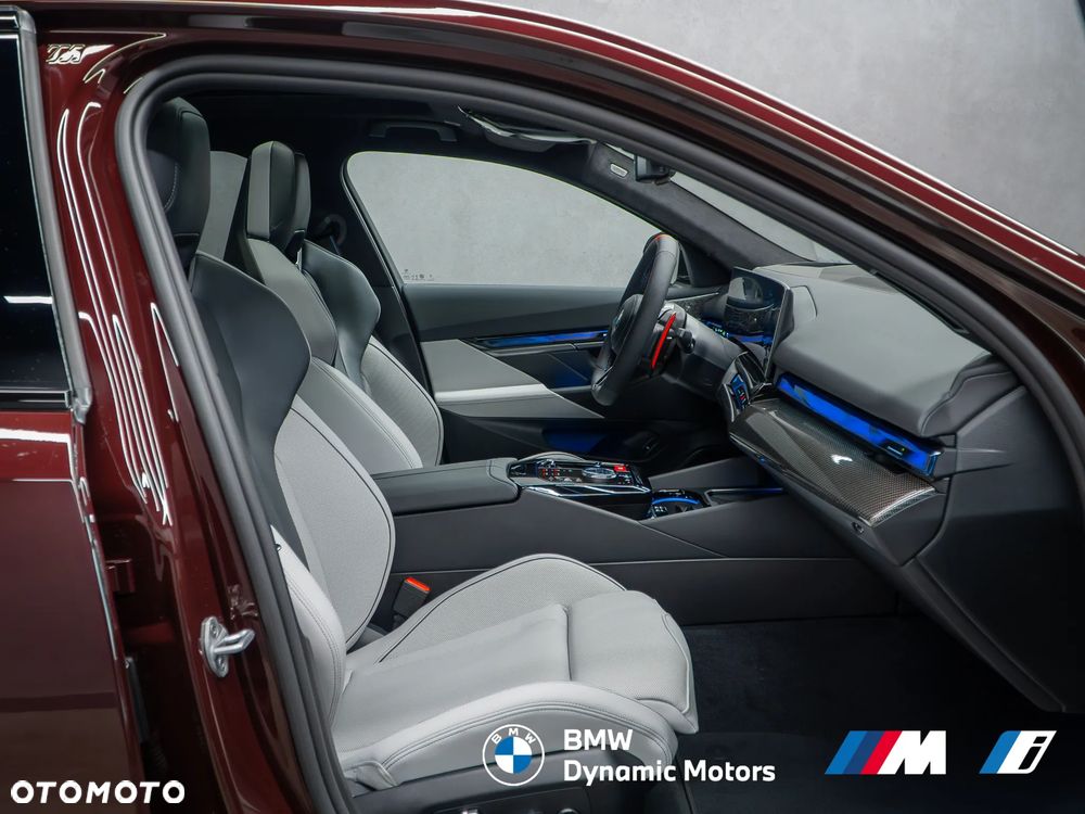 BMW M5 xDrive - 21