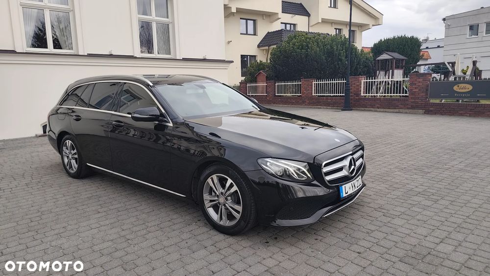 Mercedes-Benz Klasa E 220 d Business Edition 9G-TRONIC - 28