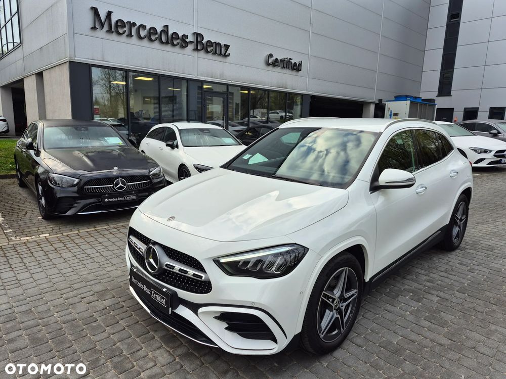 Mercedes-Benz GLA 200 AMG Line - 1