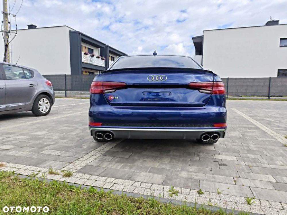 Audi S4 Limousine - 6