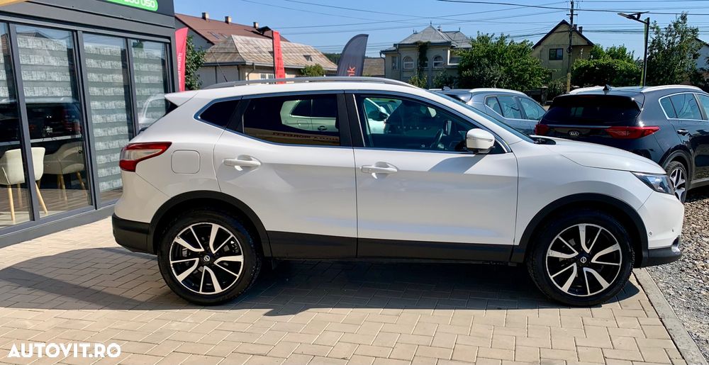 Nissan Qashqai 1.6 DCI DPF Start/Stop tekna - 2