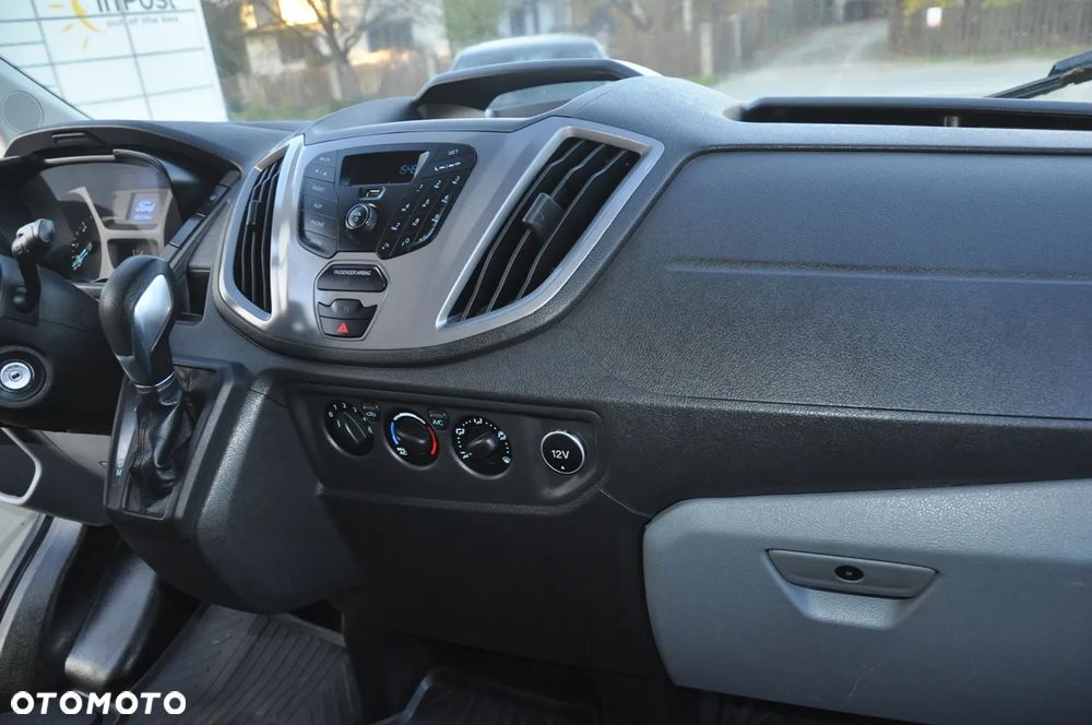 Ford Transit - 26