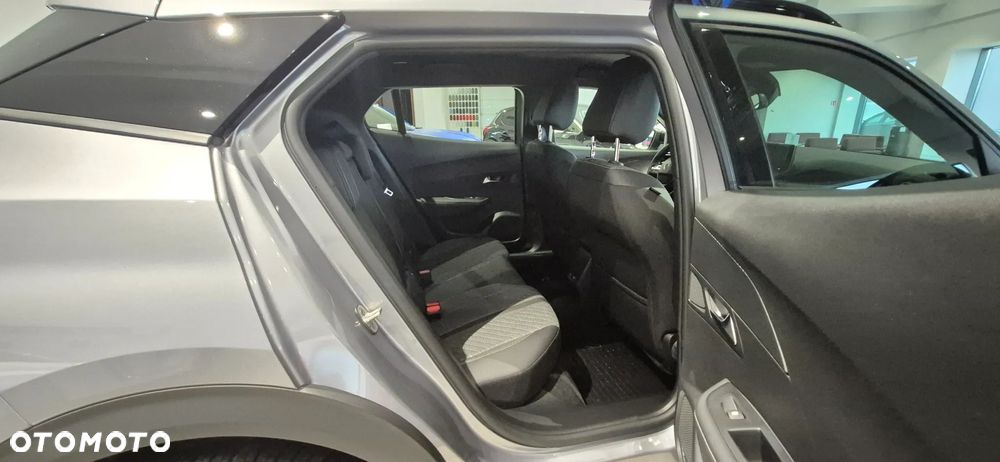 Peugeot 2008 PureTech 130 Allure S&S EAT8 - 29