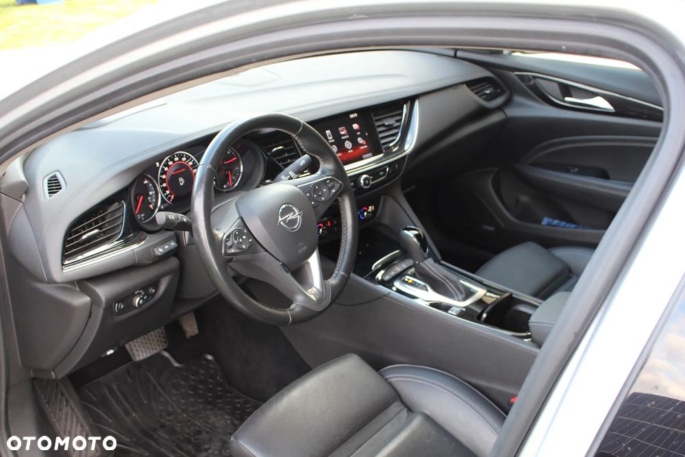 Opel Insignia Sport2.0 Direct InjTurbo 4x4 Exclusive - 10