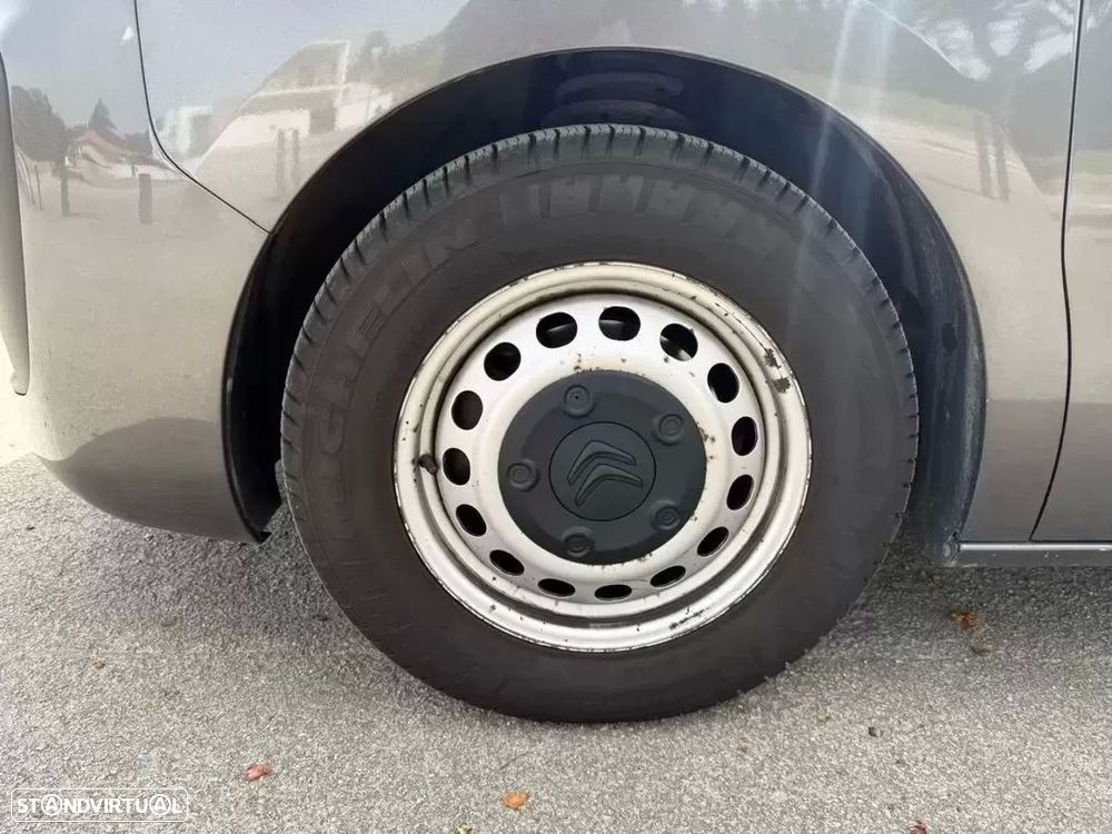 Citroën Spacetourer 1.6 BlueHDi M Feel — photo 4
