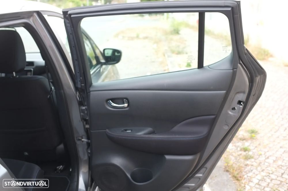 Nissan Leaf e+ Acenta - 14