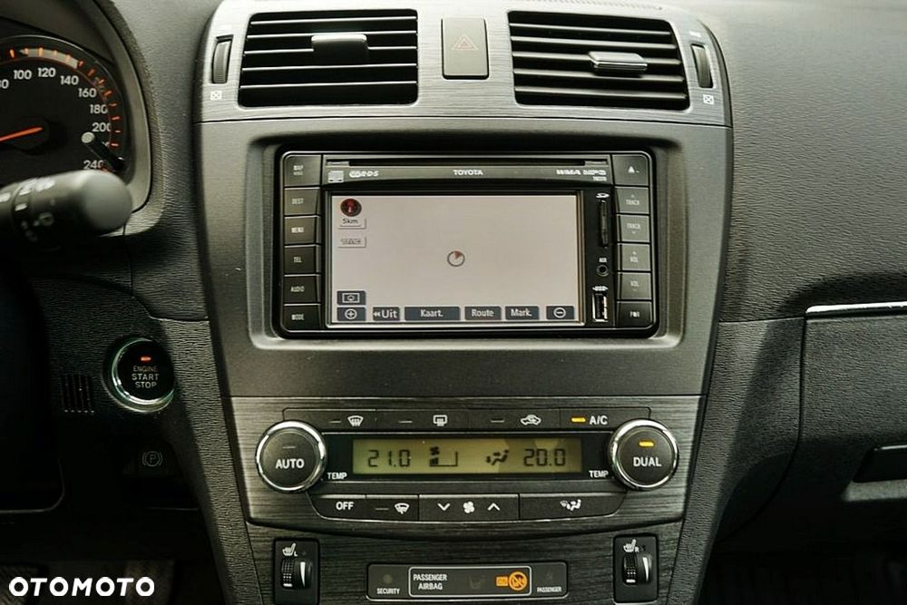 Toyota Avensis - 22