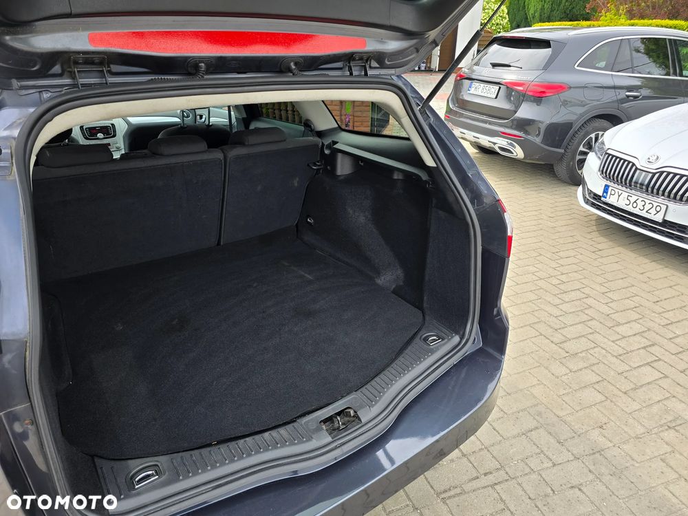 Ford Mondeo - 18