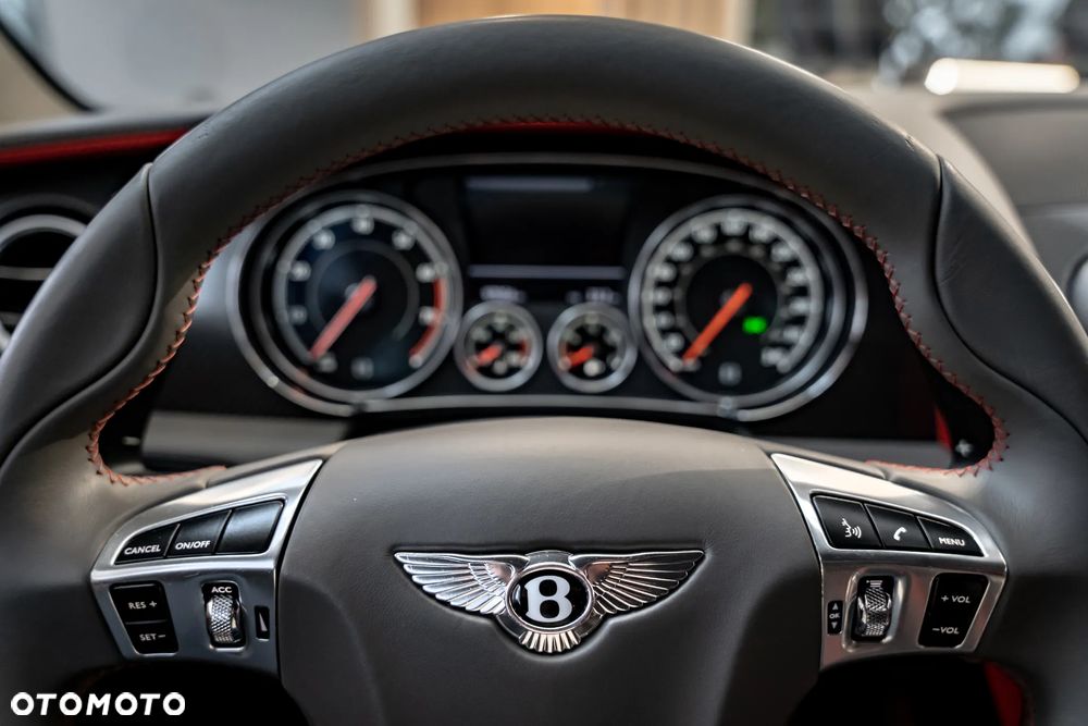 Bentley Continental GT - 29