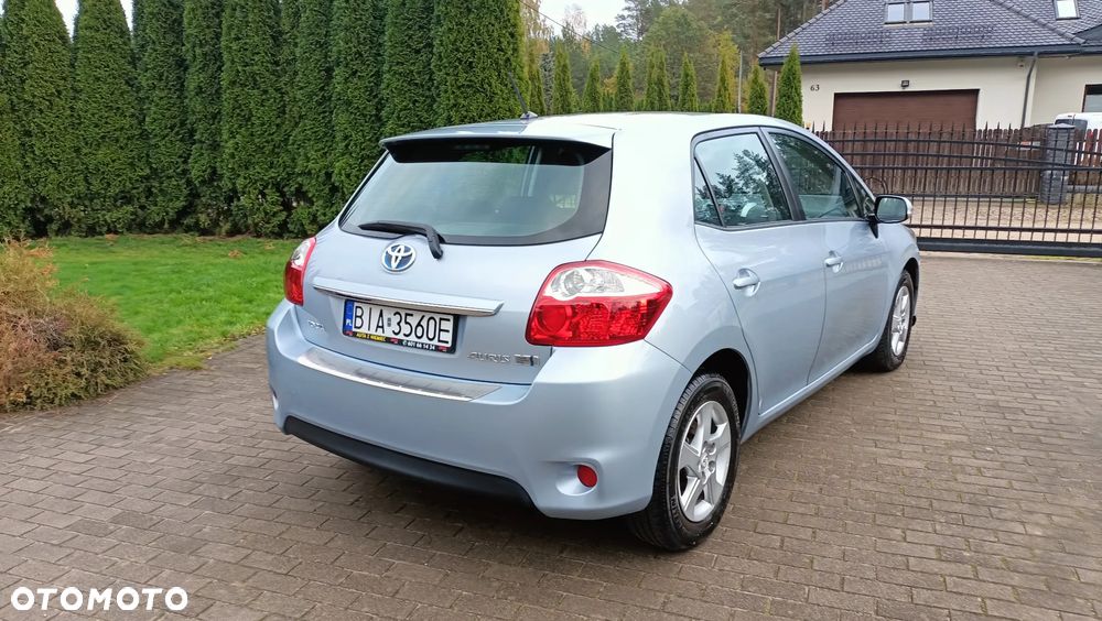 Toyota Auris 1.8 HSD Luna - 4