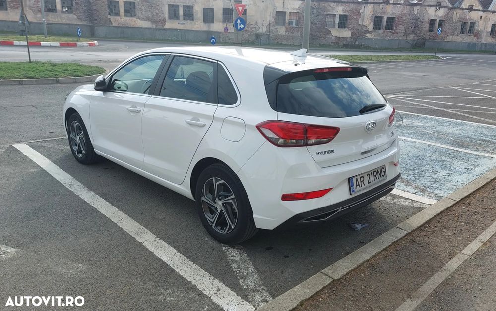 Hyundai i30 1.5 110CP 5DR M/T Highway - 6