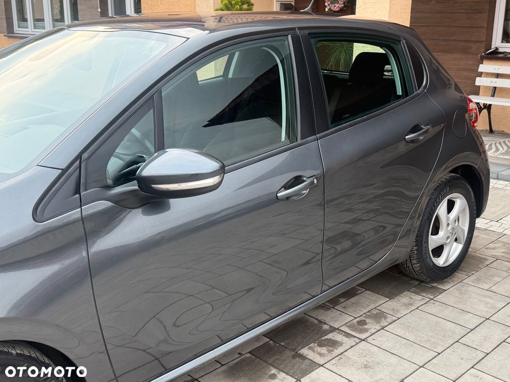 Peugeot 208 e-HDi FAP 92 Stop&Start Allure - 23