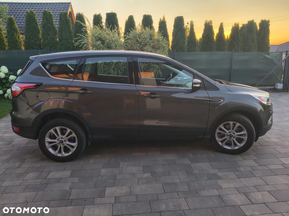 Ford Kuga 2.0 TDCi 2x4 Business Edition - 6