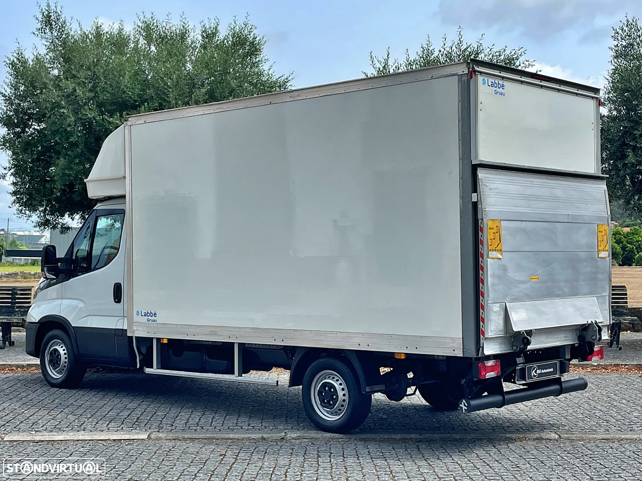 Iveco Daily 35S16 Contentor + Plataforma elevatória - 8