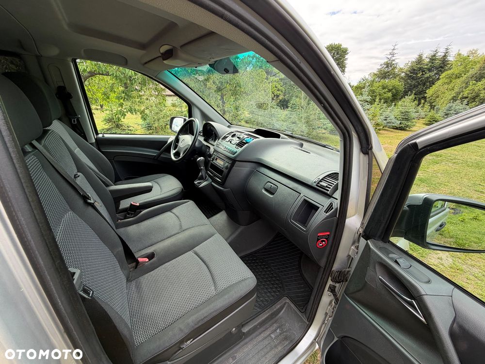 Mercedes-Benz Vito Univan 639.601 - 8