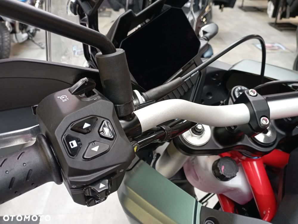 Aprilia Tuareg - 17