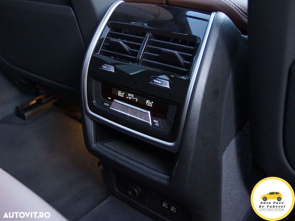 BMW X5 xDrive50e - 29