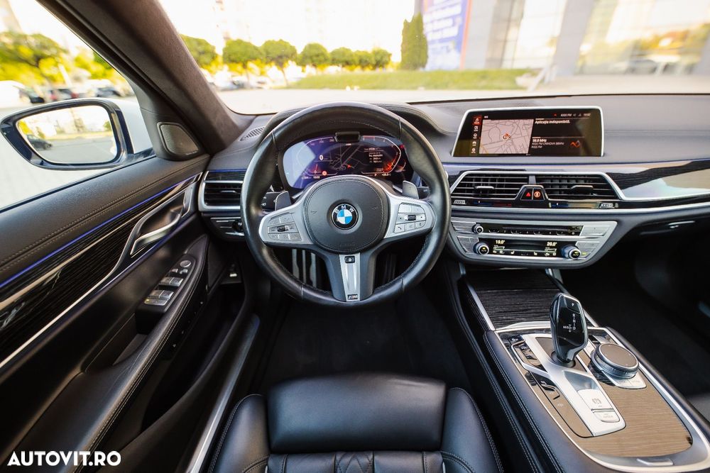BMW Seria 7 730d xDrive MHEV - 10