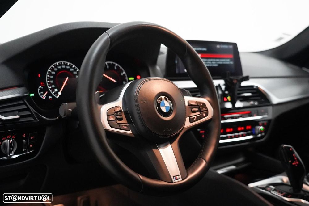 BMW 520 d xDrive Pack M Auto - 8