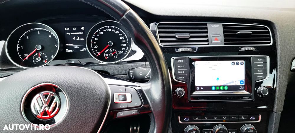 Volkswagen Golf 2.0 TDI 4Motion BlueMotion Technology Edition - 29