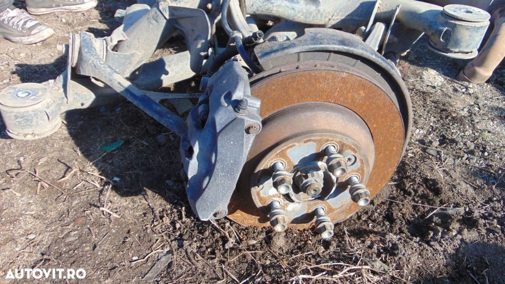 Etrieri spate VW Touareg 7p 2010-2017 etrier spate stanga dreapta dezmembrez - 2