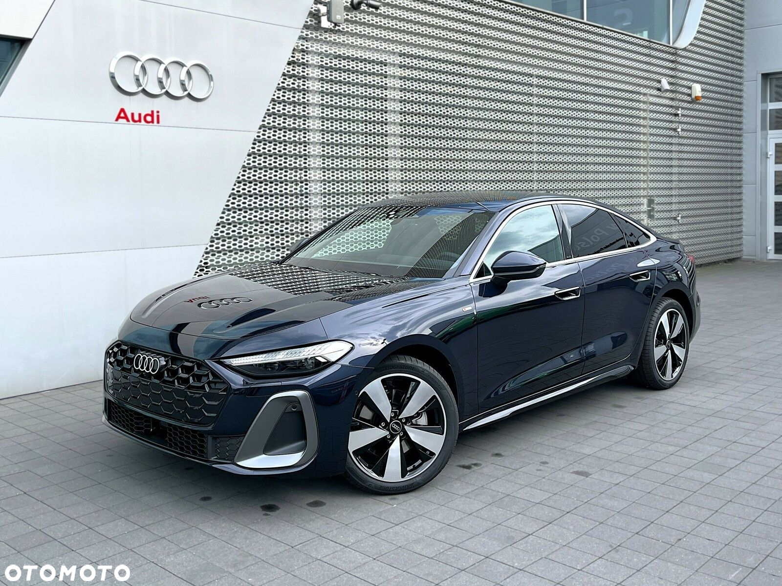 Audi A5 Limousine - 13