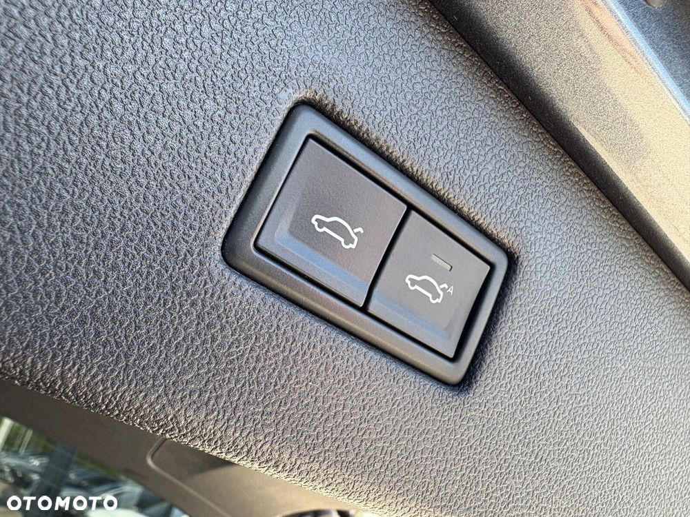 Volkswagen Tiguan Allspace - 23
