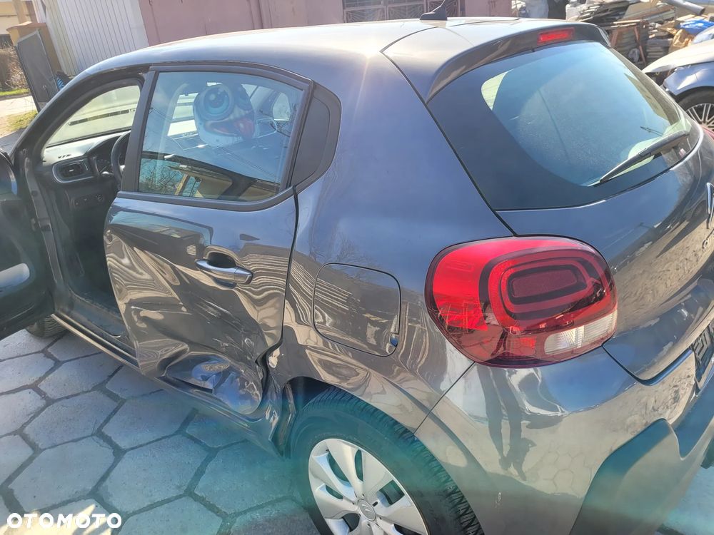 Citroën C3 1.2 PureTech Exclusive - 23