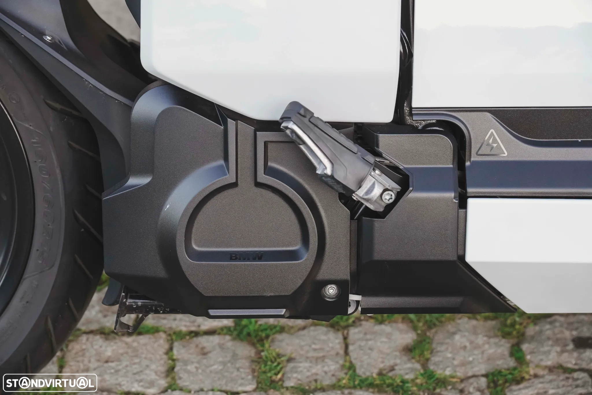 BMW CE 04 - 35