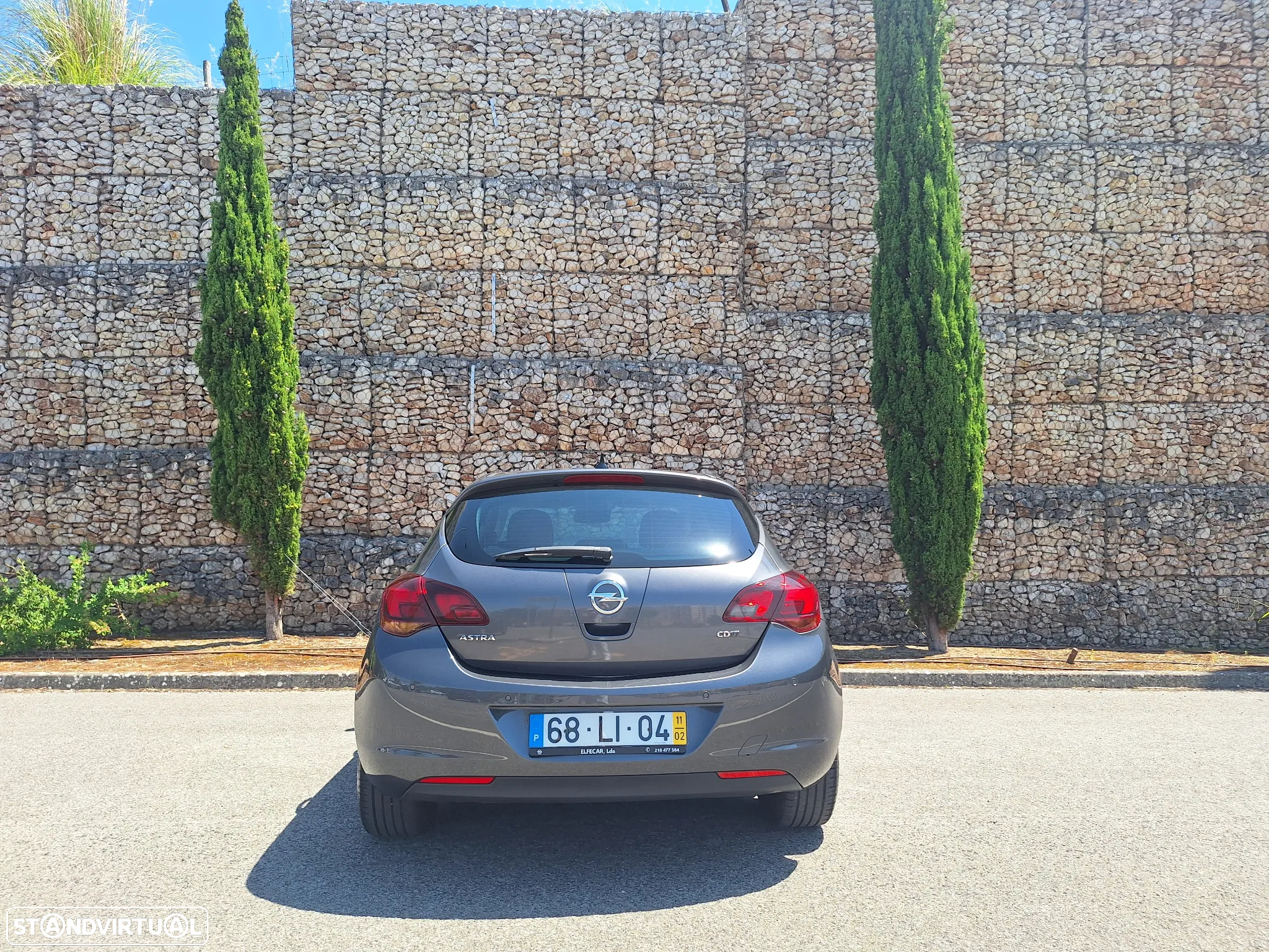 Opel Astra 1.7 CDTi Cosmo - 4