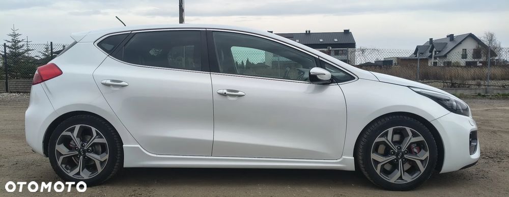 Kia Ceed - 3