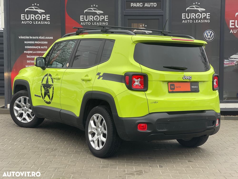 Jeep Renegade 1.6 E-TorQ 4x2 Sport - 3