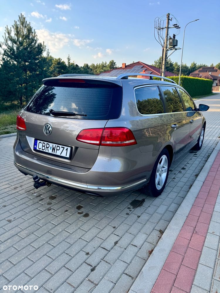 Volkswagen Passat 2.0 TDI BlueMotion Technology Comfortline - 4