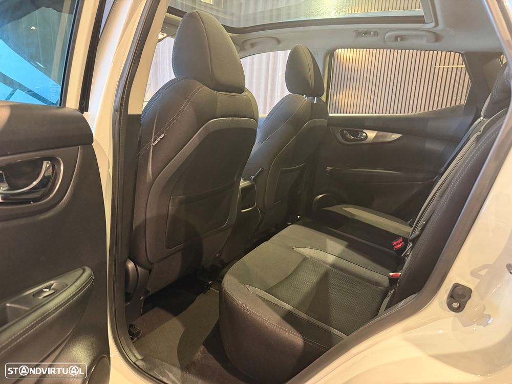 Nissan Qashqai 1.5 dCi Tekna - 25