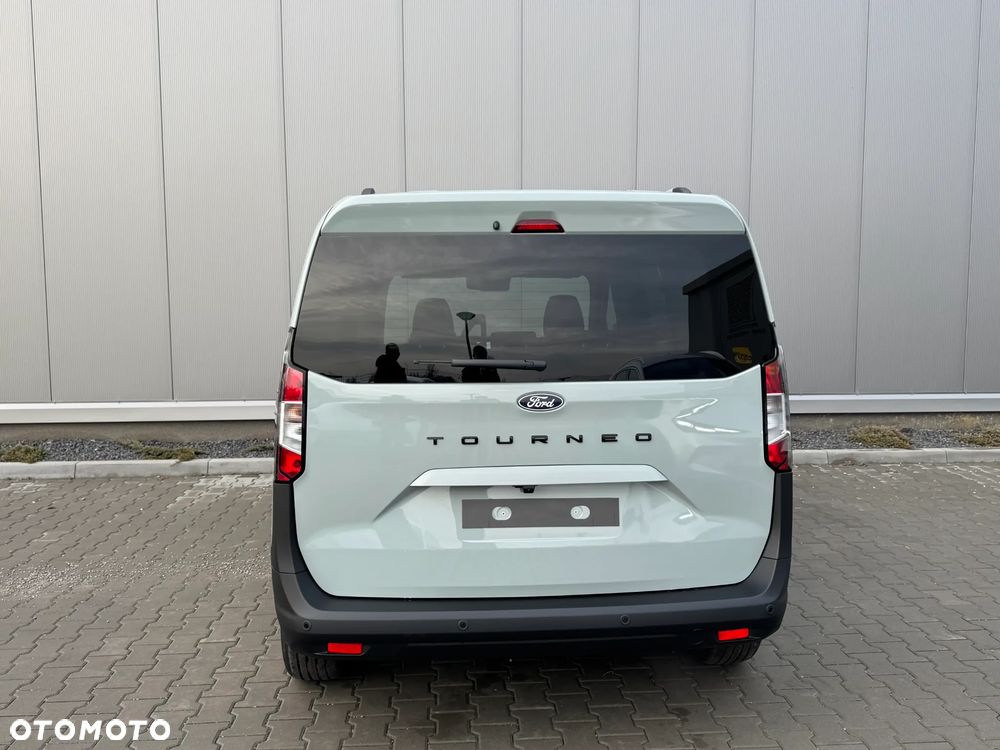 Ford Tourneo Courier 1.0 EcoBoost Titanium - 8