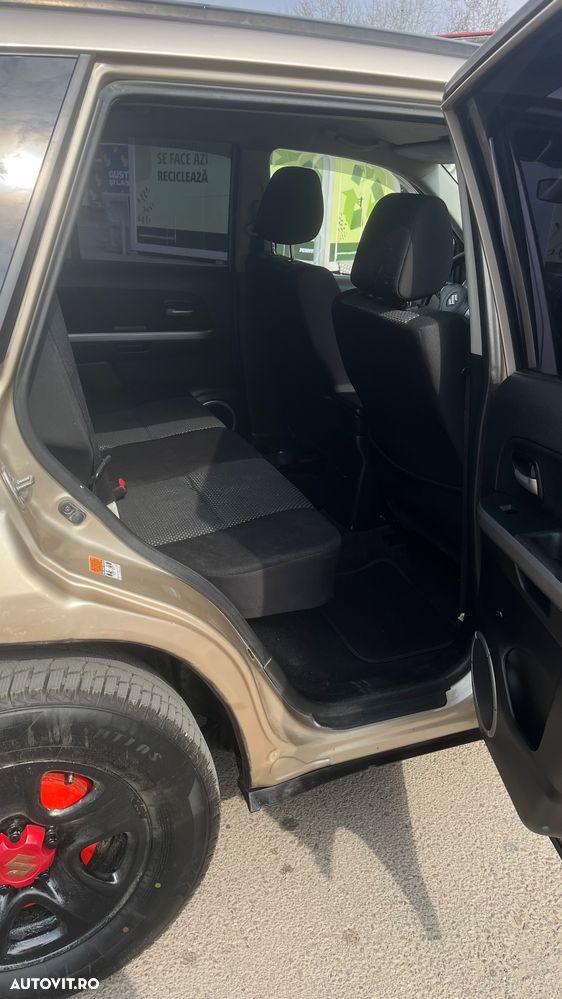 Suzuki Grand Vitara - 16