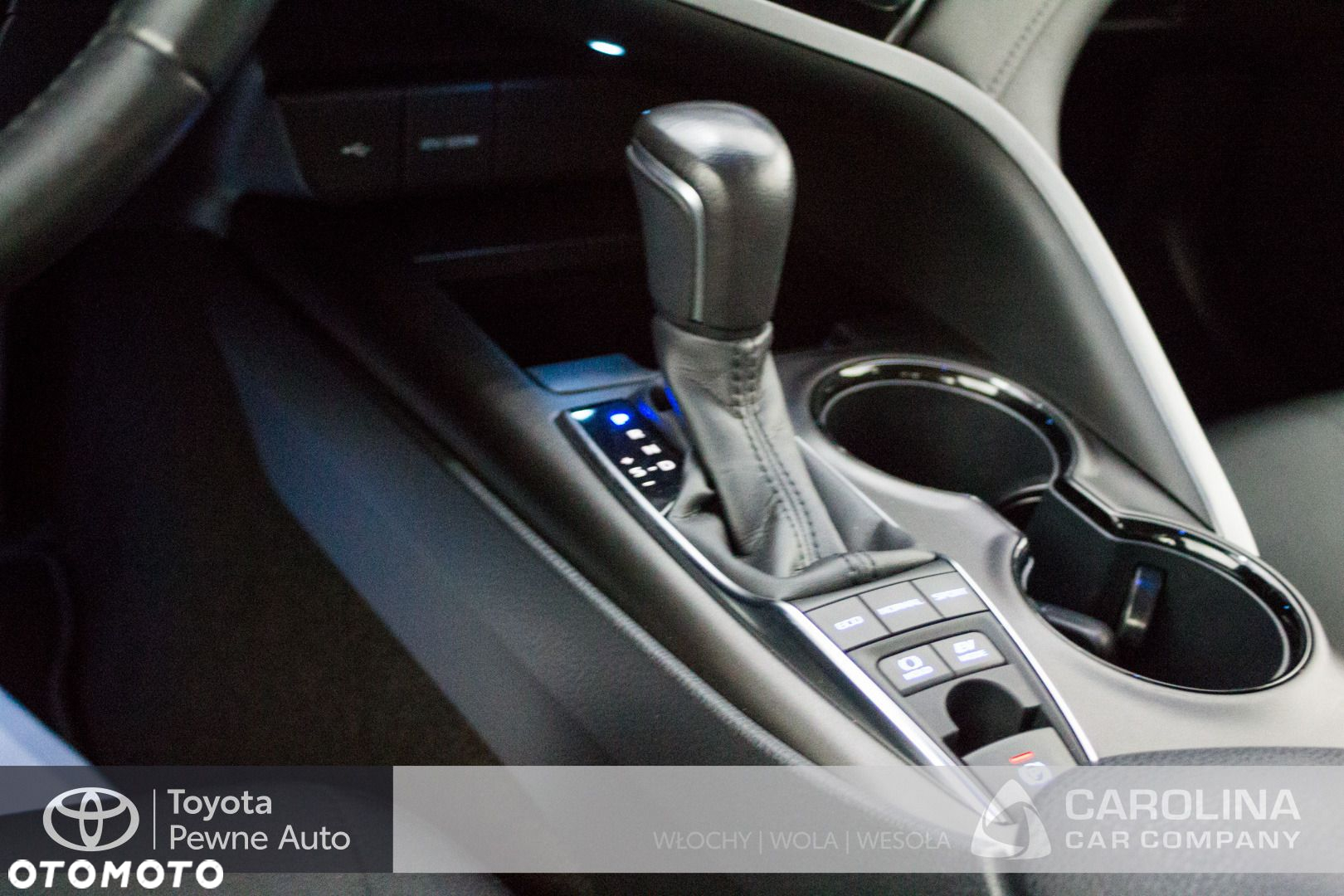 Toyota Camry - 8