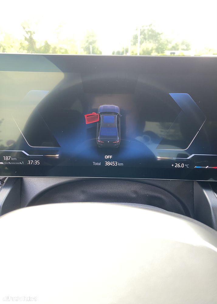 BMW Seria 5 520d xDrive AT MHEV - 10