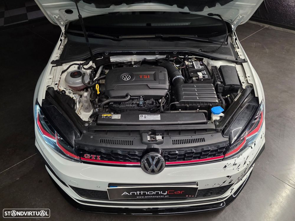 VW Golf 2.0 TSI GTI DSG Performance - 38