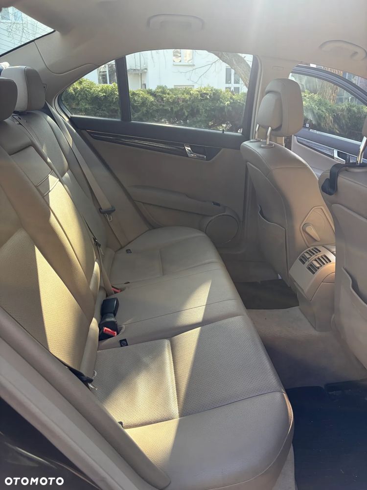 Mercedes-Benz Klasa C - 14