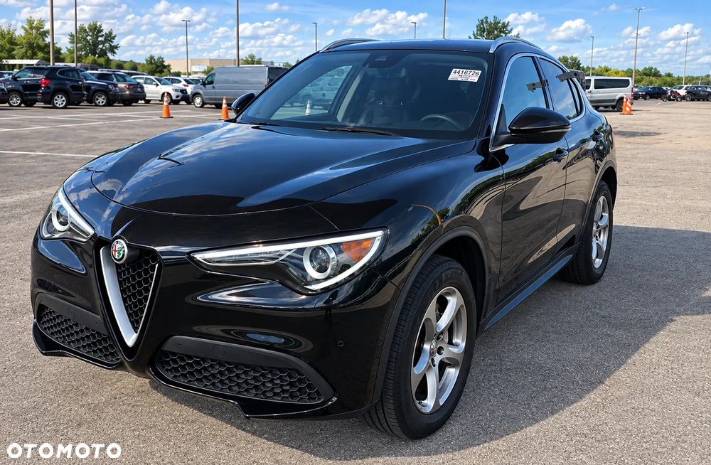 Alfa Romeo Stelvio - 3