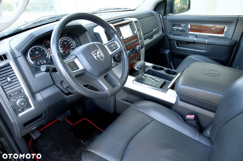 Dodge RAM - 18