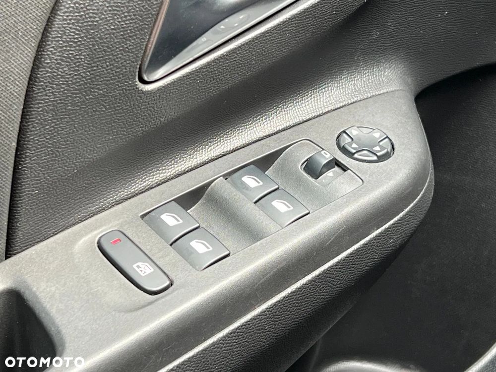 Opel Corsa - 16