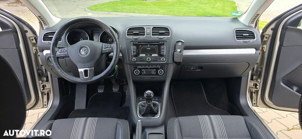 VOLKSWAGEN Golf 2013 — imagine 6
