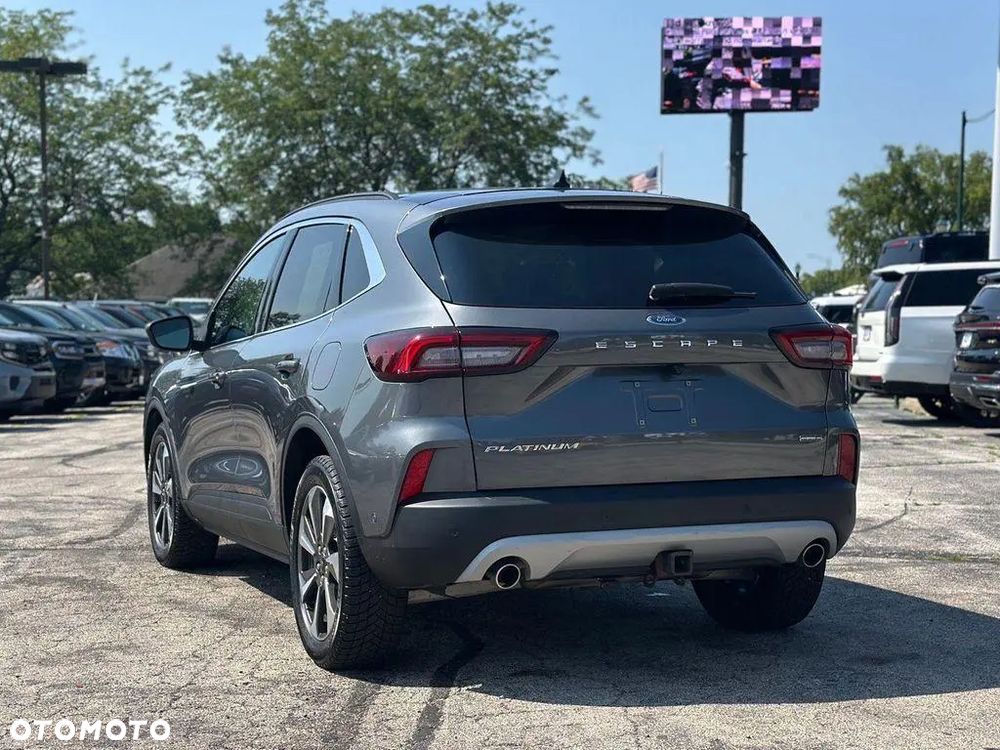 Ford Escape - 4