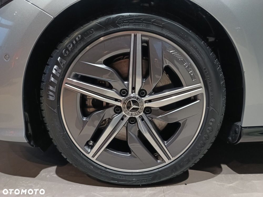 Mercedes-Benz CLA - 27