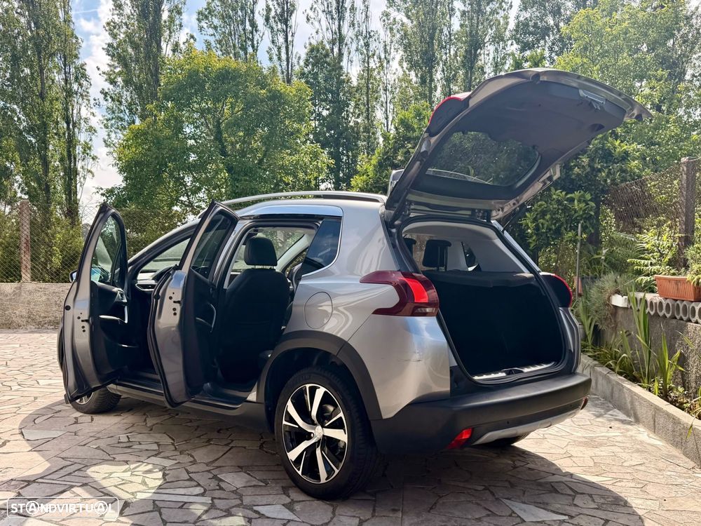 Peugeot 2008 1.2 PureTech Allure Pack - 43
