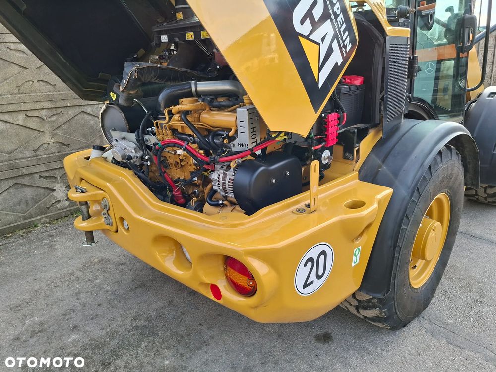 Caterpillar CAT 906 M - 26