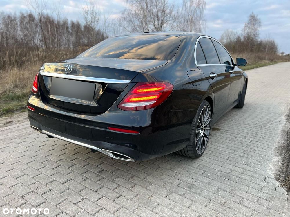 Mercedes-Benz Klasa E 350 9G-TRONIC AMG Line - 8